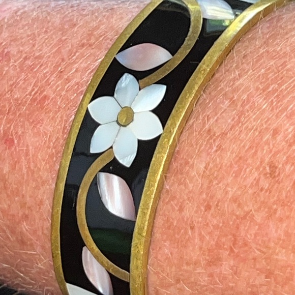 Mexican Alpaca Cuff Bracelet - Picture 6 of 11